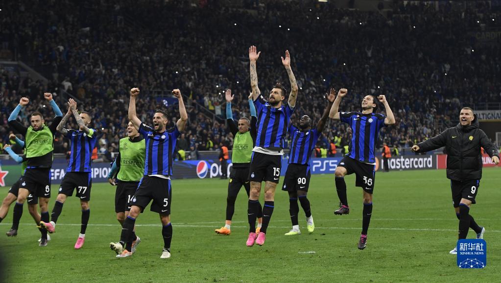 姆巴佩状态回暖连续4场破门 源于一个小改变……（姆巴佩重拾火力 连续4场破门只因一个小调整）