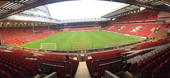 葡超半场：阿格霍瓦点射破门，波尔图暂1-0阿马多拉之星（葡超半场战报：阿格霍瓦点球命中，波尔图暂以1-0领先阿马多拉之星）