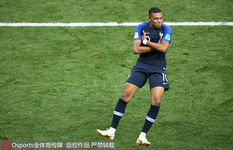 B费vs狼队全场数据：2球1助攻，5次关键传球但丢失19次球权