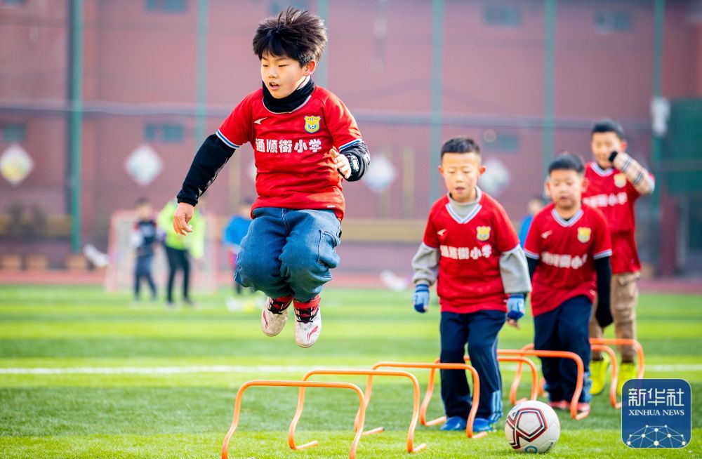 补档：卡马文加vs奥林匹亚科斯个人集锦（重发：卡马文加对阵奥林匹亚科斯个人高光集锦）