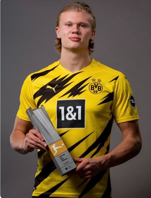 官方：埃里克·加西亚与巴萨续约至2031年（巴塞罗那宣布与埃里克·加西亚续约至2031年）