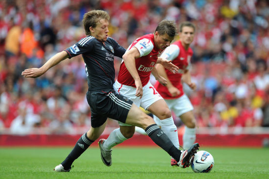 阿坎吉：我认为那根本不是点球，但我们不能给裁判判点的机会（阿坎吉：那球绝非点球，不过我们必须避免给裁判判点的机会）