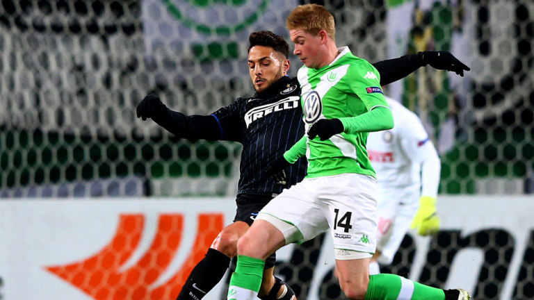 世界杯门票销量已近两百万张，第三阶段门票销售12月11日开始（世界杯门票销量逼近200万张，第三阶段售票将于12月11日启动）